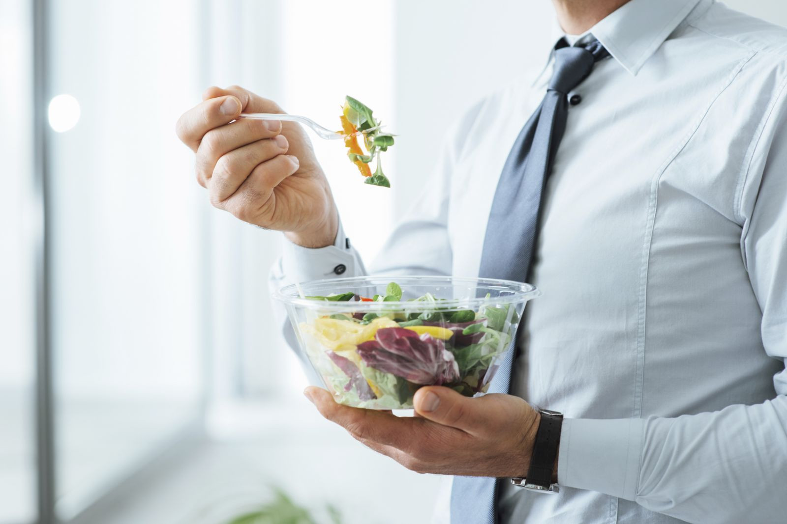 Tips Menjaga Pola Makan Sehat di Tengah Kesibukan